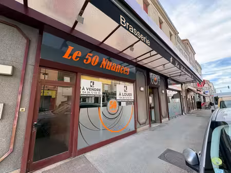 local commercial le coteau 5 pièce(s) 252 m2