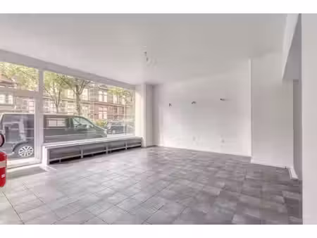 quartier baviere - rez-de-chaussee +- 125 m² renové