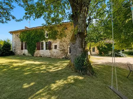 maison à vendre à vallereuil (24190) - dordogne