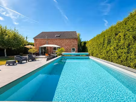 ? boncelles – villa 4 façades d’exception avec piscine ??
