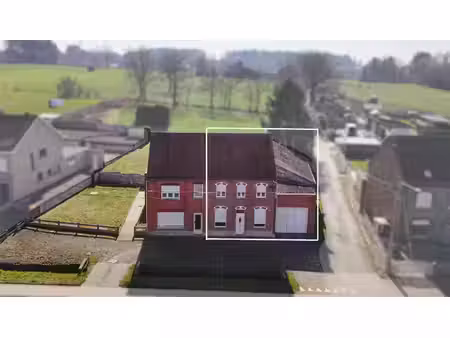woning in half open verband met ruim magazijn  totale opp...