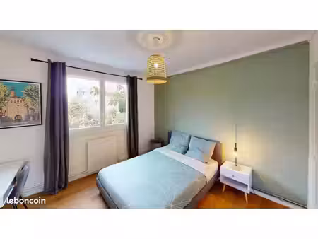 chambre 1 pièce 22 m²