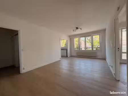 magnifique t2 rénové – 45 m² – tourcoing centre-ville