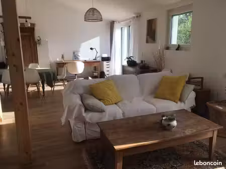 maison en bois à louer