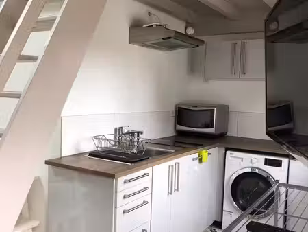 studio meublé étudiant avec terrasse -26m²- biarritz