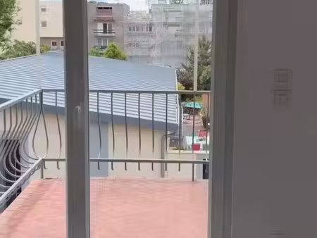 location - appartement avec 2 places de parking dans cours privé proche vélodrome