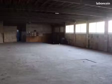 hangar garage box