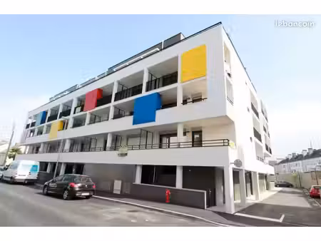 studio 1 pièce 25 m²