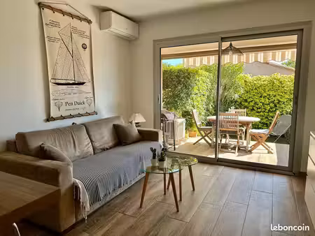 studio meublé 26m en rez de jardin - parking - portissol- tout a pied