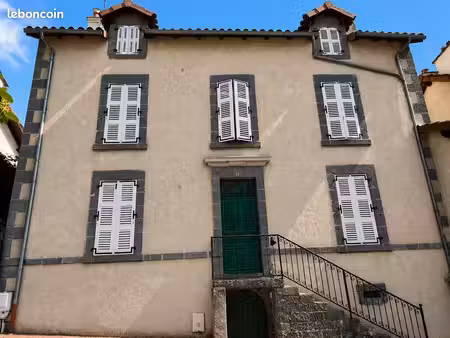 studios & t1 entièrement rénovés à louer – aurillac
