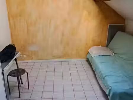 location appartement 1 pièce 17 m² à beaumont-sur-oise (95260)