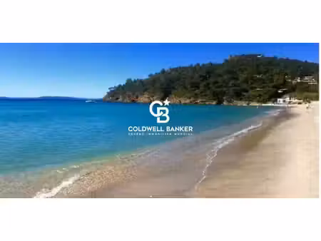 terrain en bord de mer le lavandou (83)