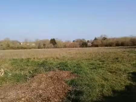 vente terrain à mougon (79370) : à vendre / mougon