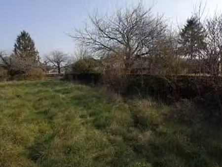 vente terrain à mougon (79370) : à vendre / mougon