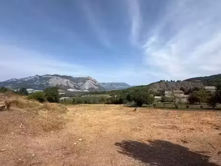 vente terrain 1377 m² à claret (05110)  96 800 €