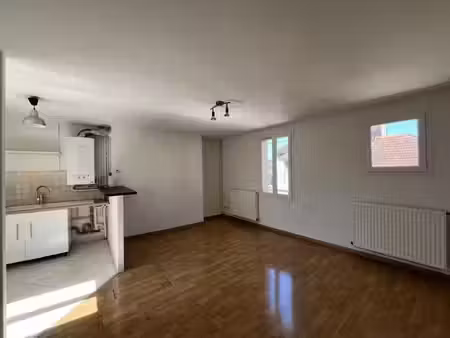 location appartement 2 pièces 38.03 m² à la ferté-sous-jouarre (77260)  630 €
