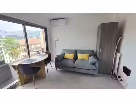 location meublée appartement 1 pièce 18 m² à cannes la bocca (06150)  750 €