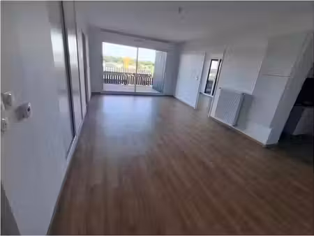 location appartement 3 pièces 69 m² à cornebarrieu (31700)