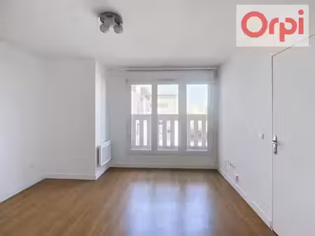 location appartement 2 pièces 35.61 m² à thiais (94320)  950 €