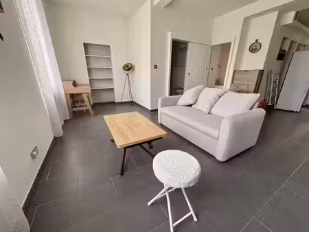 location meublée appartement 2 pièces 38.06 m² à nice (06000)  1 100 €