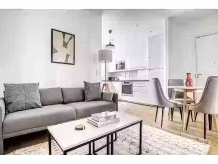 location appartement 3 pièces 46.11 m² à paris 17ème (75017)  2 850 €