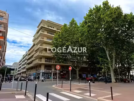 vente commerce 1 pièce 23 m² antibes (06600)