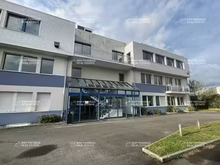 location bureaux 61 m² à 292 m²