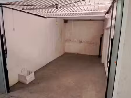 box garage à louer à waterloo - chaussée de bruxelles