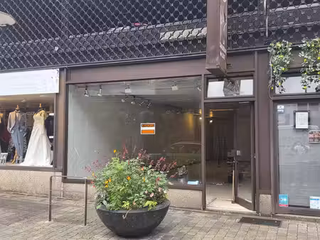 local commercial à vendre à nivelles