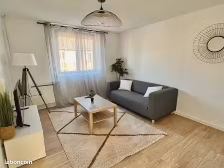 bel appartement t2 meublé