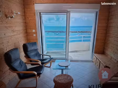 location appartement à l'année face au port