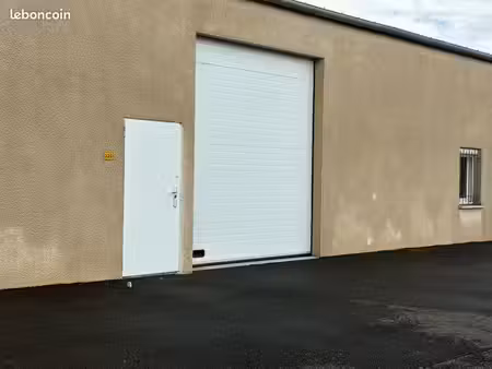 dépôt artisanal savigneux
