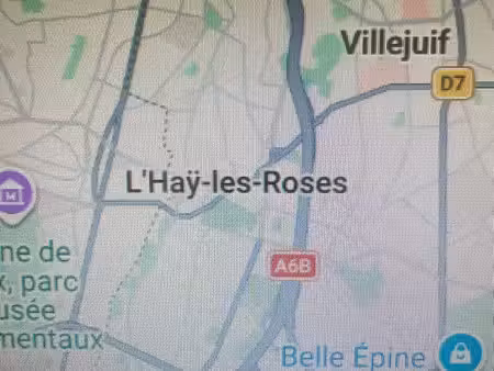 une place en box particulier stockage / 2 roues