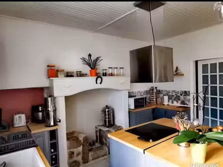maison en pierre à louer