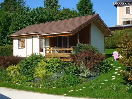 location a l'année chalet ossature bois t2/t3 meublé  bien isolé  calme proche comm