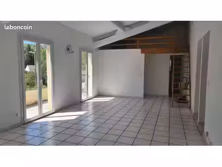 maison 3 chambres  vue dégagée