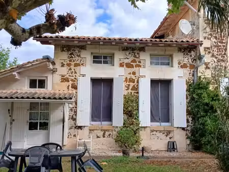 maison de plain-pied 82 m² à louer – calme  jardin paysager