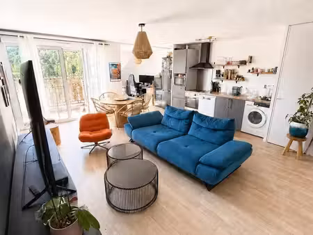 appartement t3 avec balcon et parking  dernier étage – franconville