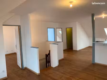 appartement t3 de 70m² - guérigny centre