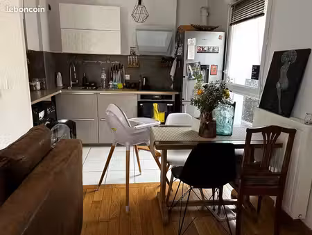charmant t2 de 47m2 avec jardin privatif
