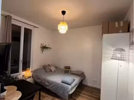 à louer studio