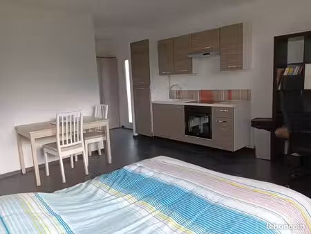studio meublé à saint denis en val