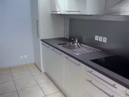 triplex à louer