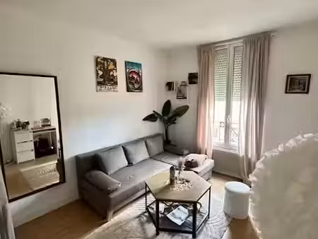 location meublée appartement 1 pièce 26 m² à asnieres-sur-seine (92600)  650 €