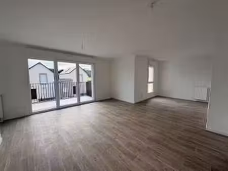 location appartement 3 pièces à cormelles-le-royal (14123) : à louer 3 pièces / 66m² corme