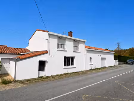 maison touvois 5 pièces - 3 chambres 1 bureau 123 m2 - terrain de 708m²