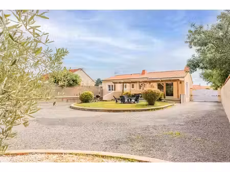 saint-jean-de-boiseau -- maison 6 pieces -- 134 m2 -- 4 chambres -- terrasse avec pergola 
