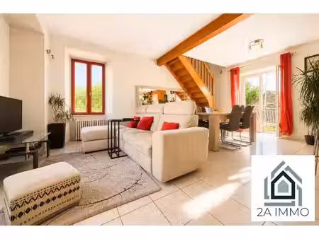 maison renovée avec jardin