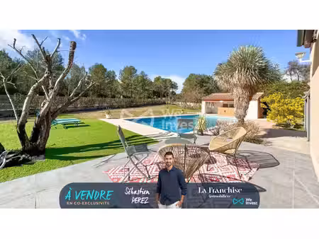 villa de plain pied sur tres grande parcelle - st clement de riv