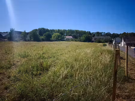 terrain estrees saint denis 0720 m2